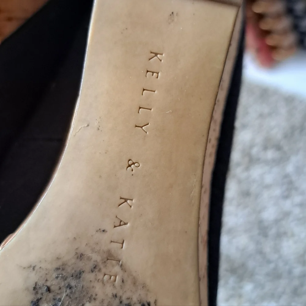 Kelly & Katie Kaydena Black Tan Cork Heel Peep-Toe Wedges Size 10